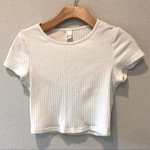 Ribbed white crop top